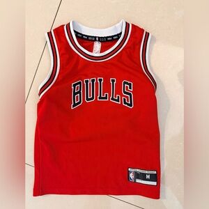 Youth kids medium 6 red NBA Chicago Bulls jersey vintage